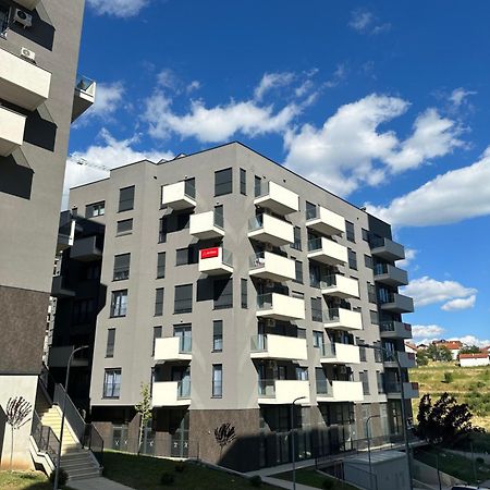 Airstay Приштина Екстер'єр фото